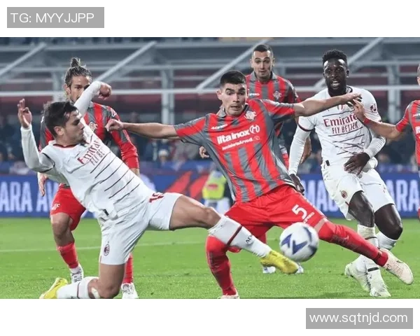 足球kd带你领略世界足球精彩瞬间与战术解析，尽享赛事激情与球迷文化的深度探讨